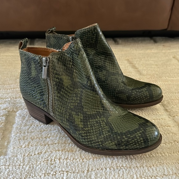 Lucky Brand Booties - Picture 1 of 5